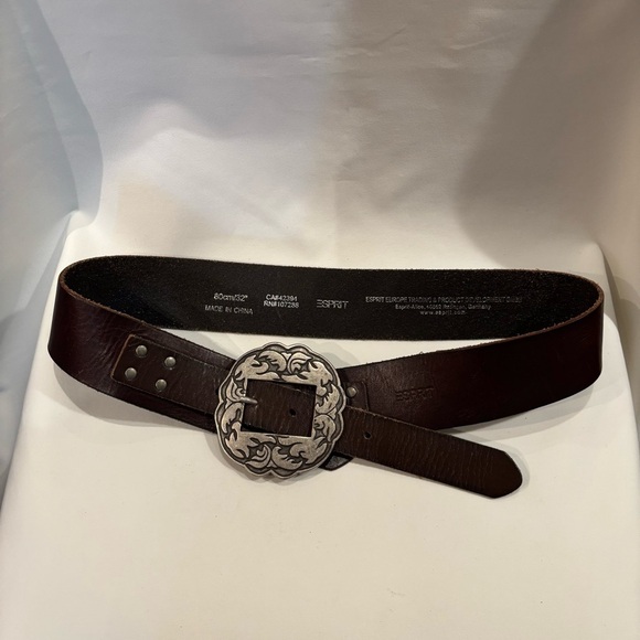 ESPRIT Sz 32” or 80 cm Brown Leather Belt with Metal Floral Style Ornate Buckle - Picture 5 of 10